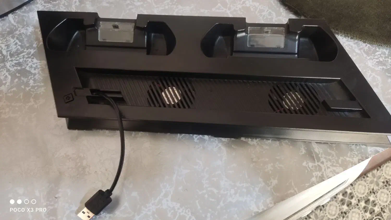 فن خنک کننده وپایه شارژ دسته ps4slim|کنسول، بازی ویدئویی و آنلاین|تهران, نعمت‌آباد|دیوار