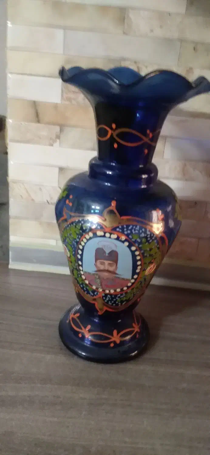 گلدان|ظروف سرو و پذیرایی|تهران, بلورسازی|دیوار