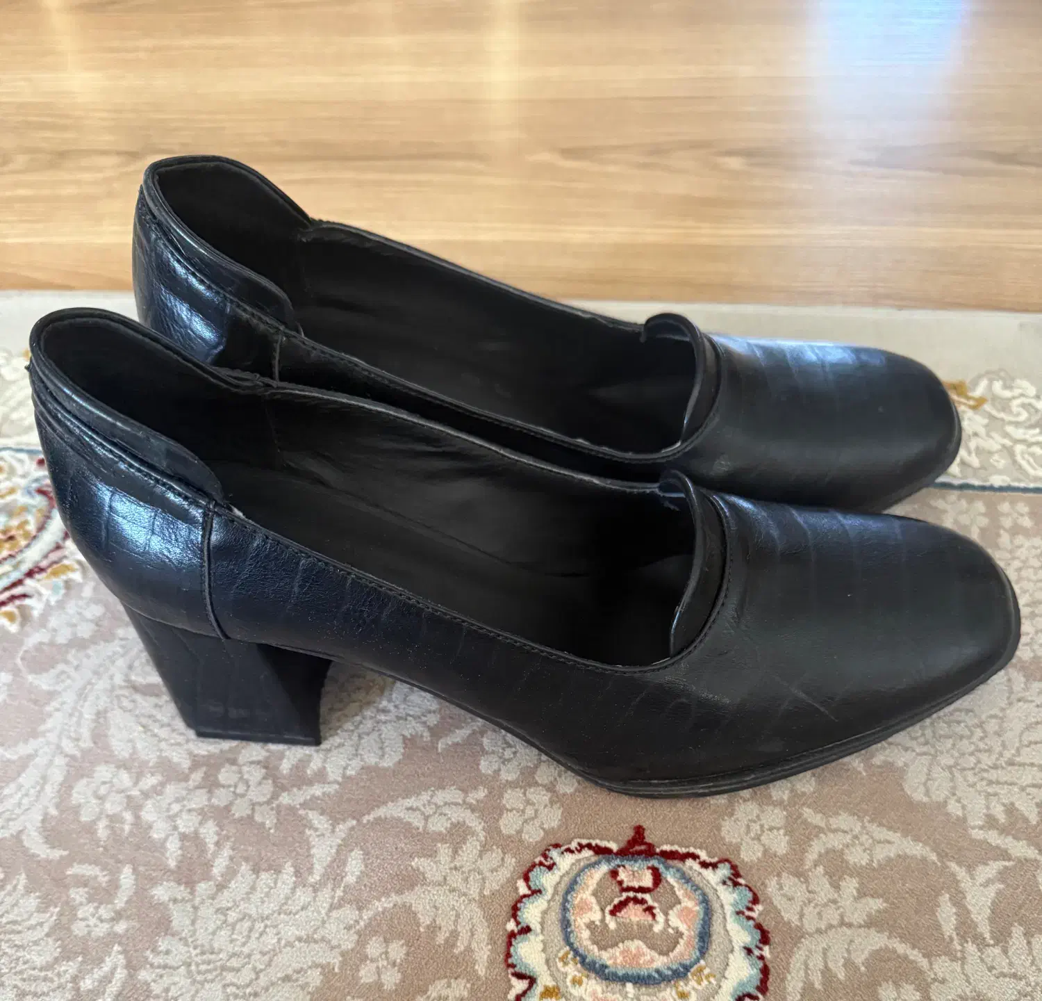 کفش سایز ۴۱ پاشنه بلند|کیف، کفش، کمربند|ماکو, |دیوار