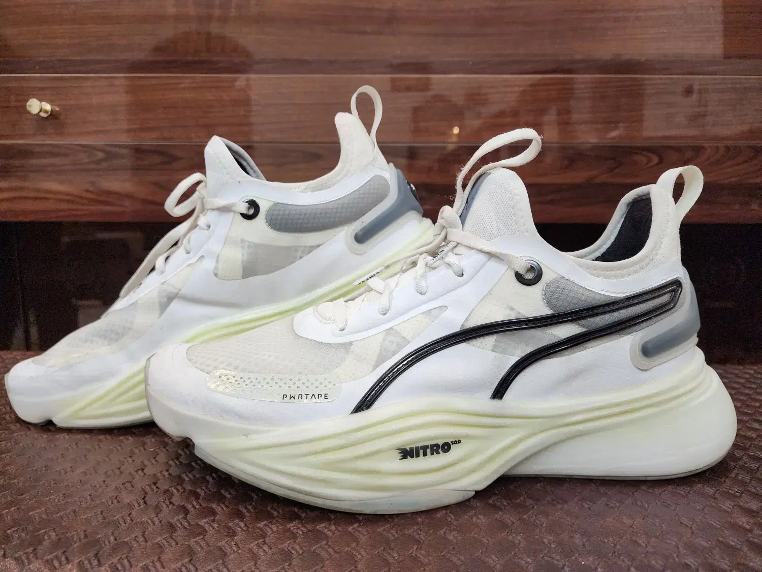 کتانی اصلی خارجی|کیف، کفش، کمربند|خوانسار, |دیوار