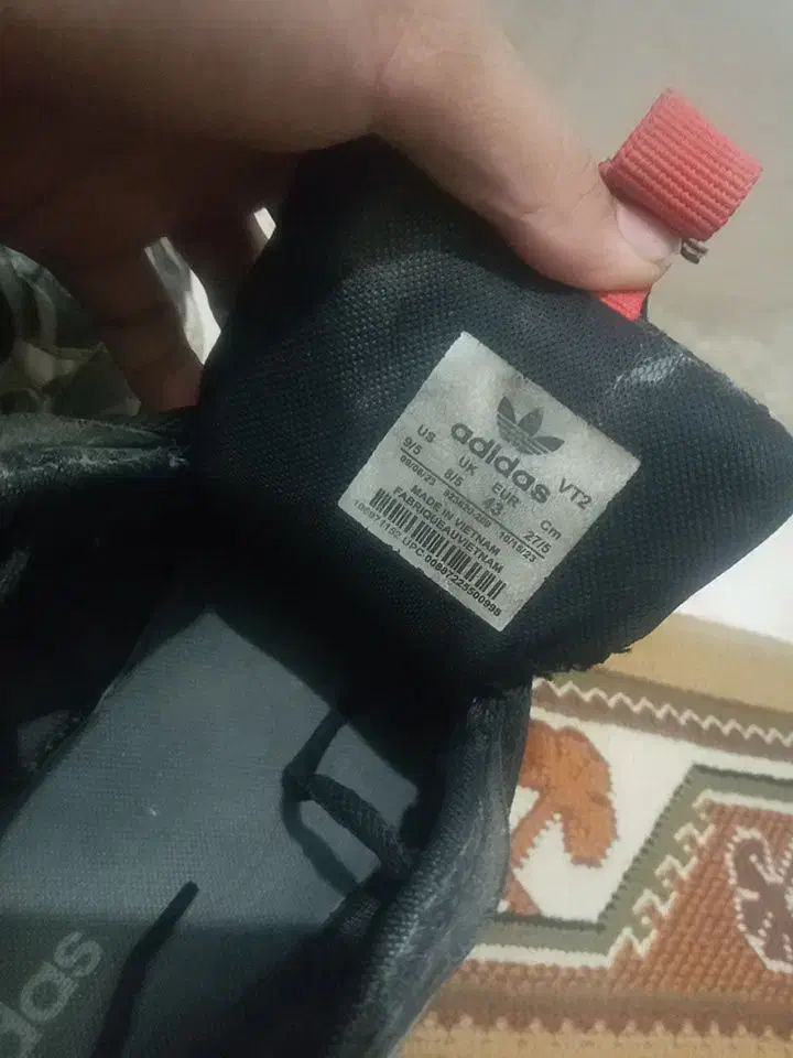 کتونی آدیداس اورجینال|کیف، کفش، کمربند|پاکدشت, شهرک امام رضا|دیوار