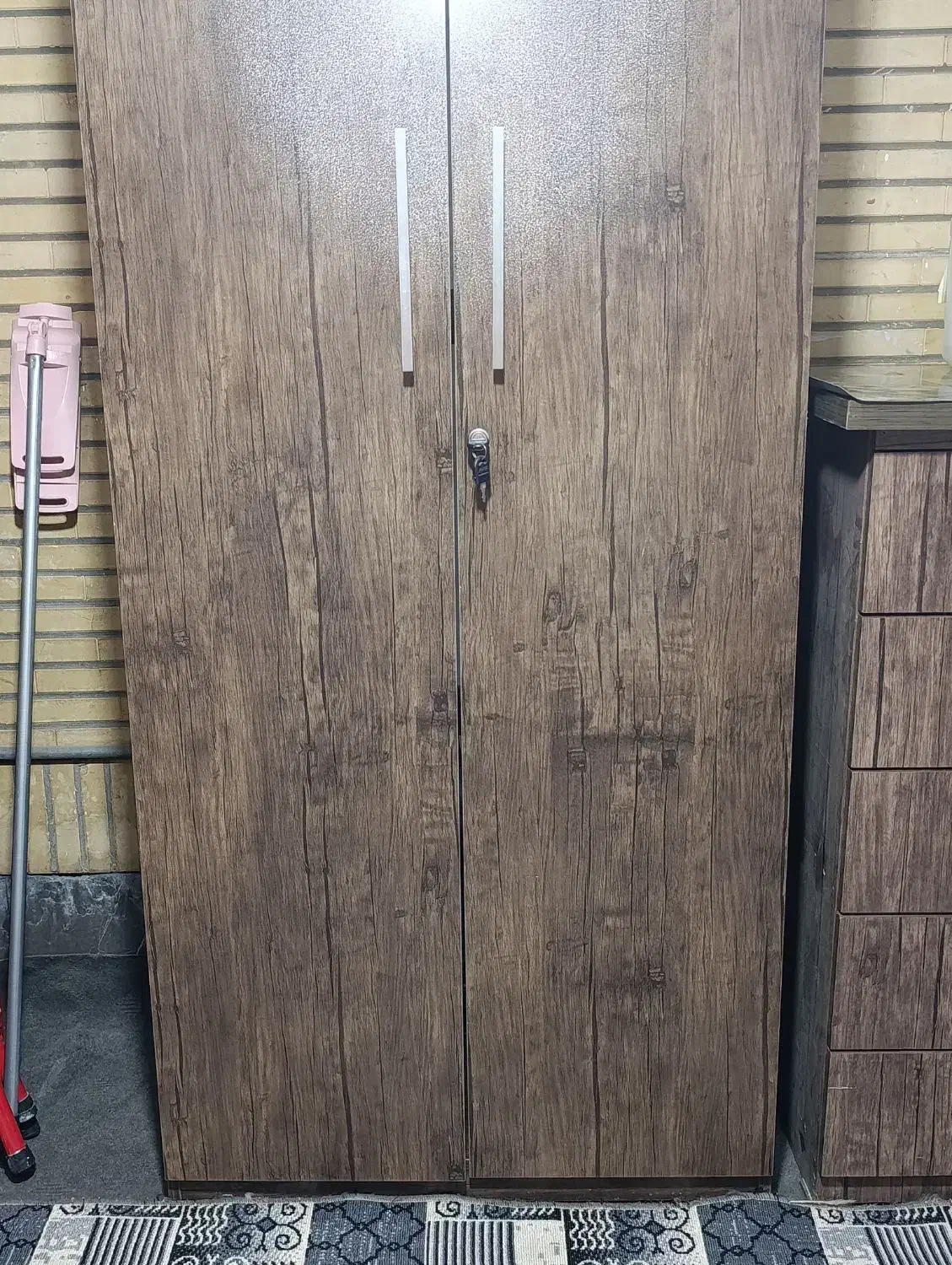 کمد قدی|جاکفشی، کمد، دراور|اصفهان, باتون|دیوار