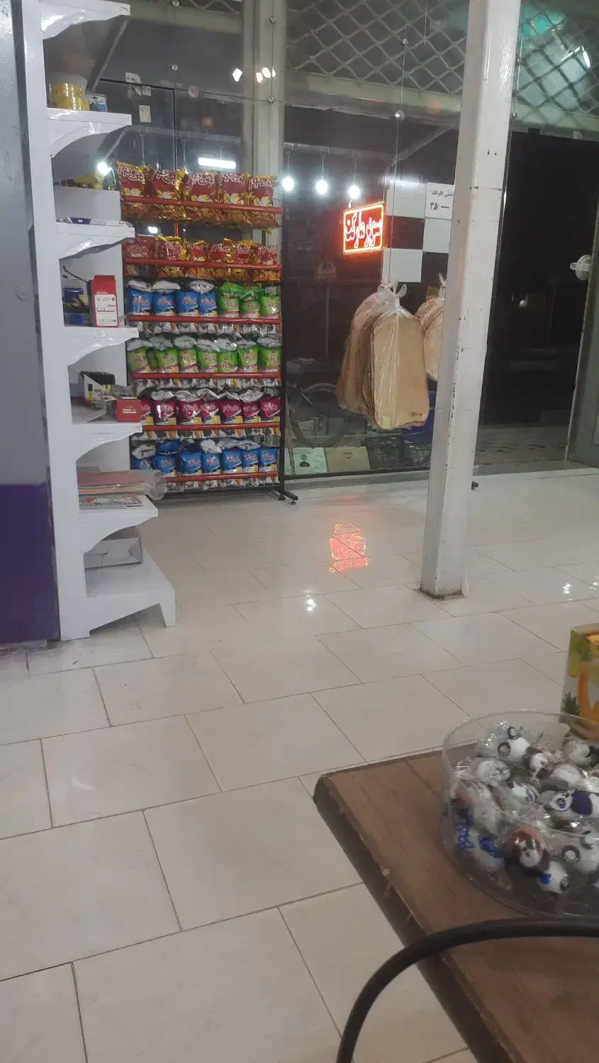 واگذاری سوپر ماکت|اجارهٔ مغازه و غرفه|نجف‌آباد, شیخ آباد|دیوار