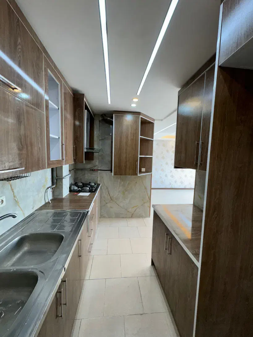 وام تسویه کلید نخورده نورگیر تخلیه|فروش آپارتمان|هشتگرد, شهرک ایران خودرو|دیوار