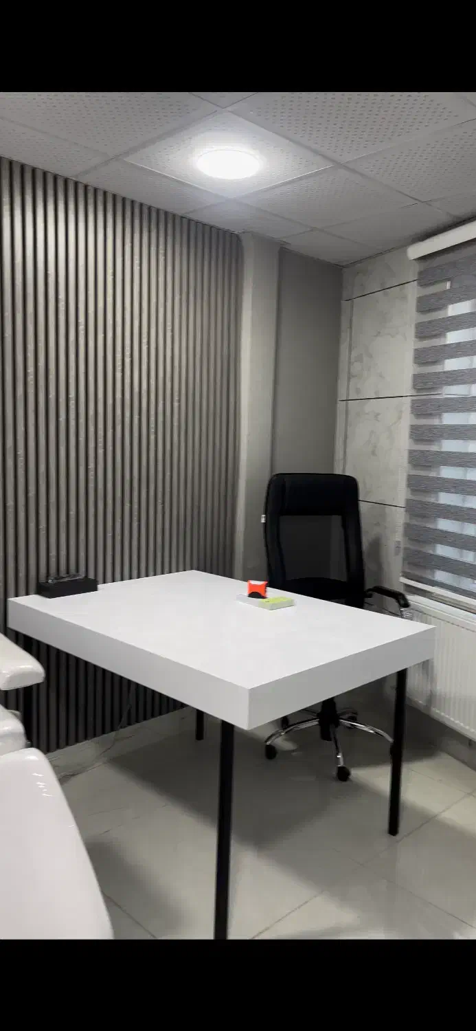 ترالی زیبایی و میز کار|پزشکی|پیرانشهر, |دیوار