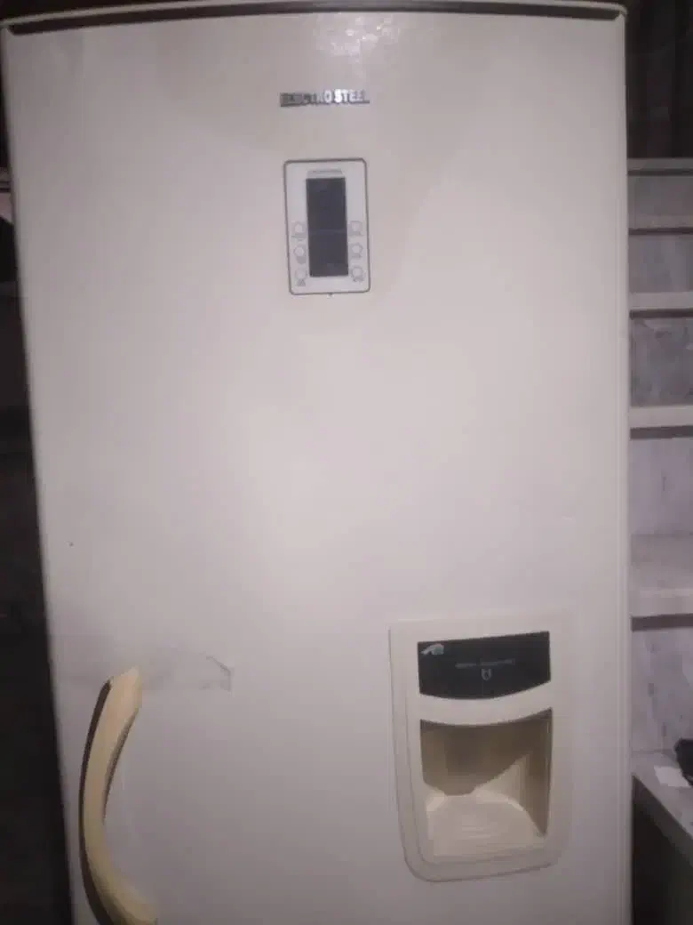 یخچال در حد نو|یخچال و فریزر|ساری, |دیوار