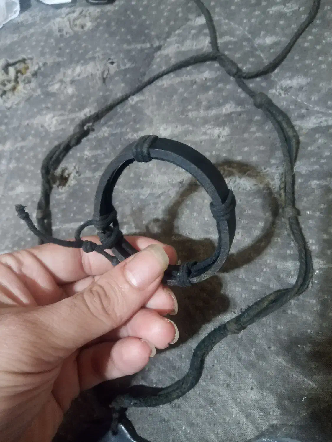 گردنبند و دستبند تمام چرم اصل و زیبا|بدلیجات|رشت, جماران|دیوار