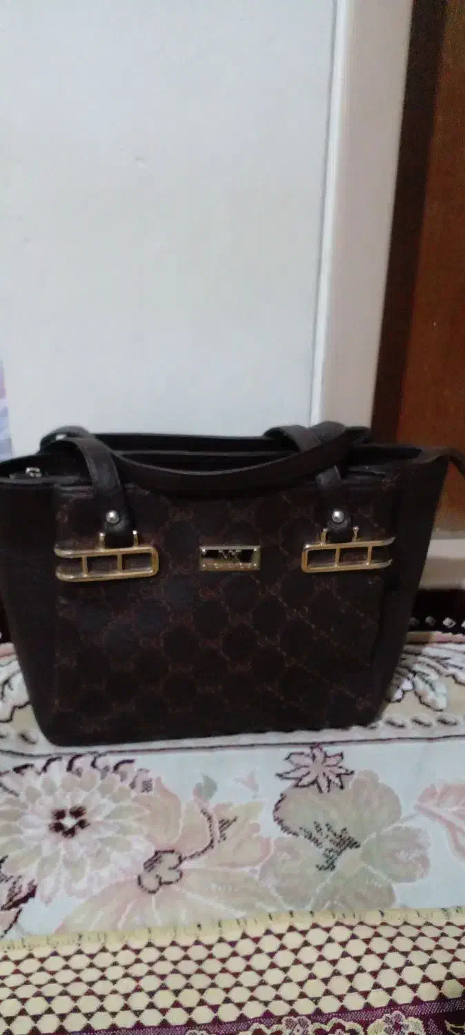 تعدادی کیف|کیف، کفش، کمربند|اسلام‌‌آباد غرب, |دیوار