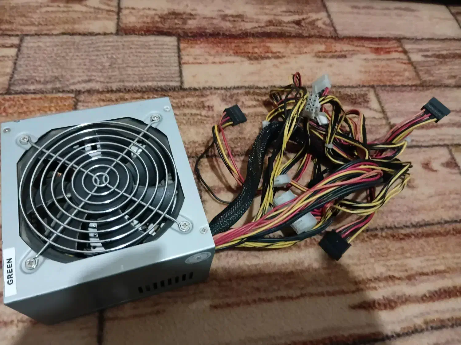 پاور ۴۳۰ وات گرین ۸ پین دار|قطعات و لوازم جانبی رایانه|همدان, |دیوار