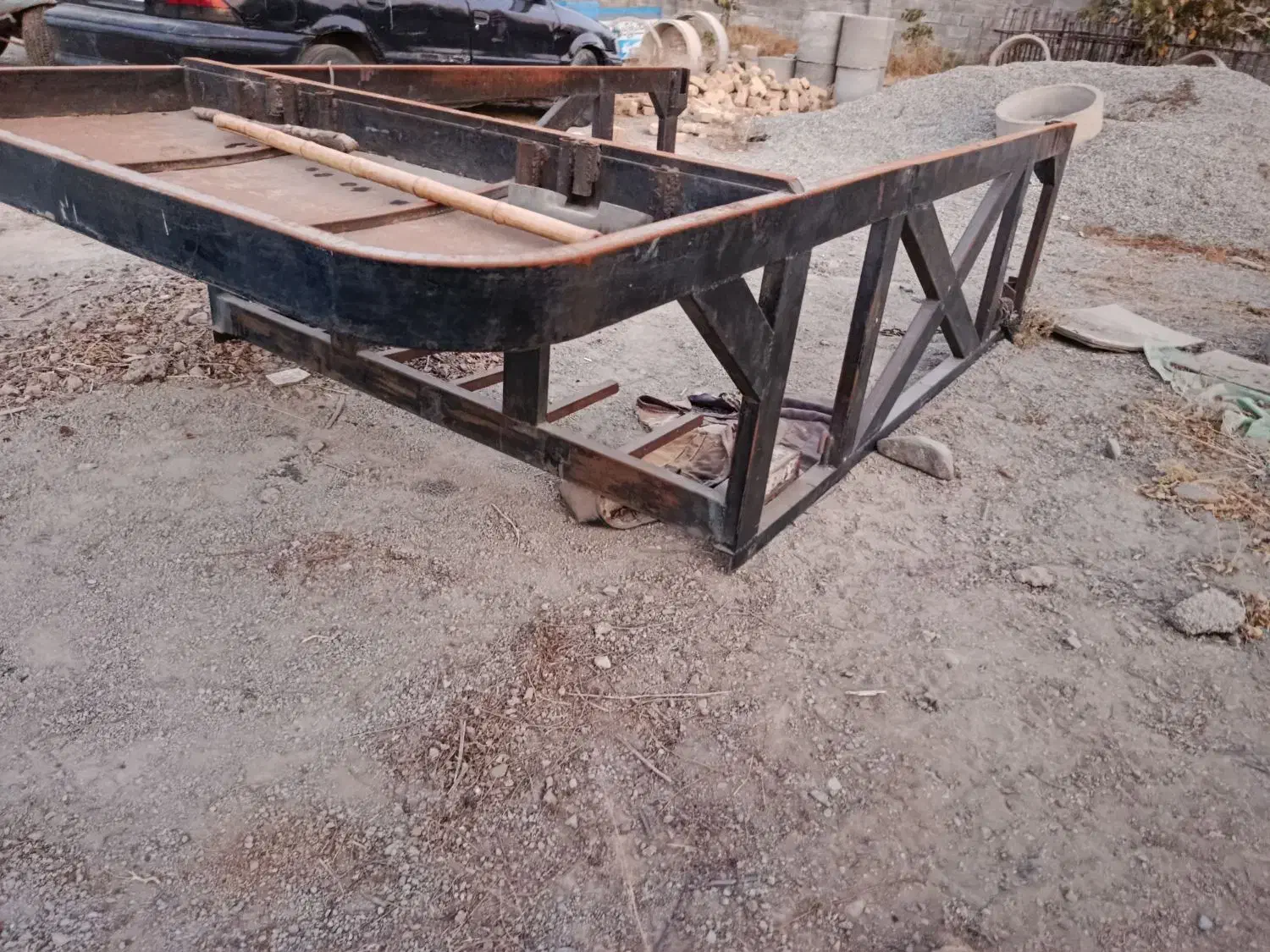 باربند آهن کشی و باربند شمالی نیسان|قطعات یدکی و لوازم جانبی|هشتگرد, ینگی امام|دیوار