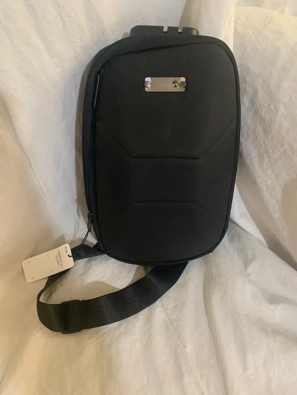 بادی بگ|کیف، کفش، کمربند|قدس, شهر‌قدس|دیوار