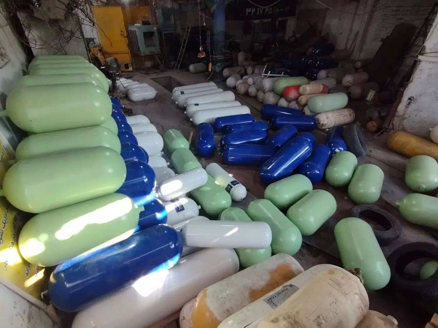 مخزن CNG پراید 52 کپسول منبع کارخانه خودرو سی ان ج|قطعات یدکی و لوازم جانبی|مشهد, رده|دیوار