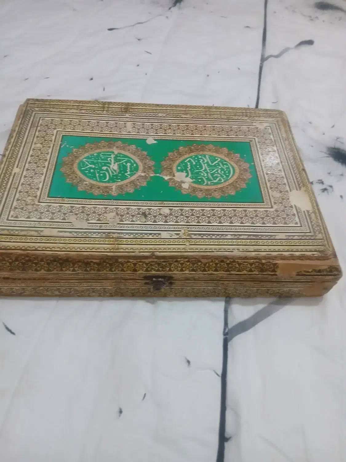 قران قدیمی|کلکسیون اشیاء عتیقه|تربت‌حیدریه, کلاته توکلی|دیوار