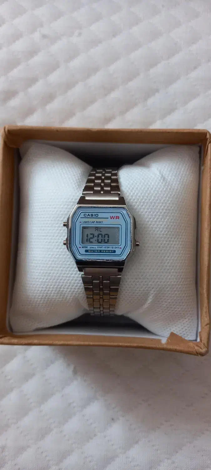 فروش ساعت کاسیو/ کادویی با جعبه/ استفاده نشده|ساعت|پرند, فاز ۶|دیوار