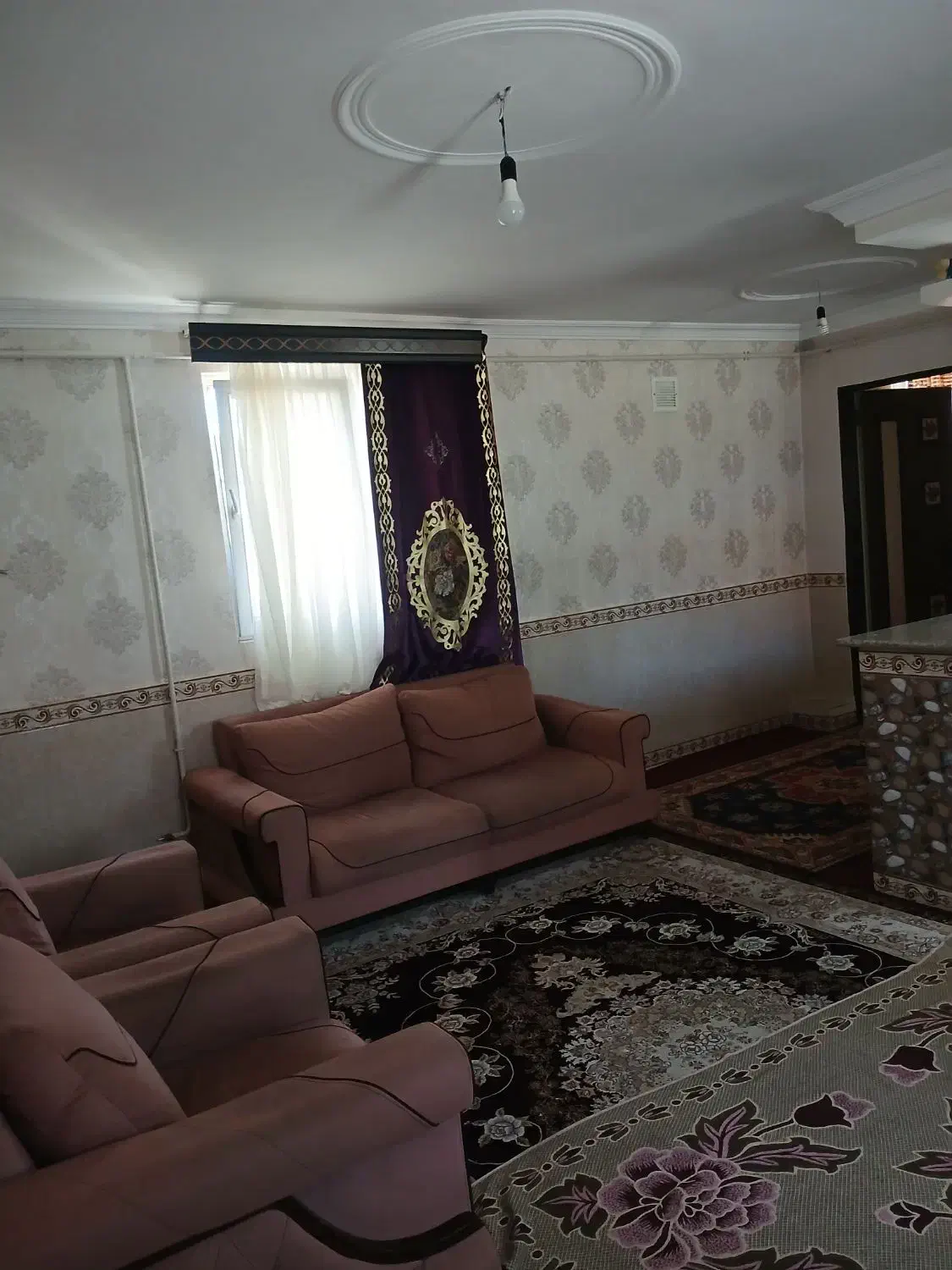 سوییت ارزان قیمت باپارکینگ  مرکز شهر باباطاهر|اجارهٔ کوتاه‌مدت آپارتمان و سوئیت|همدان, |دیوار