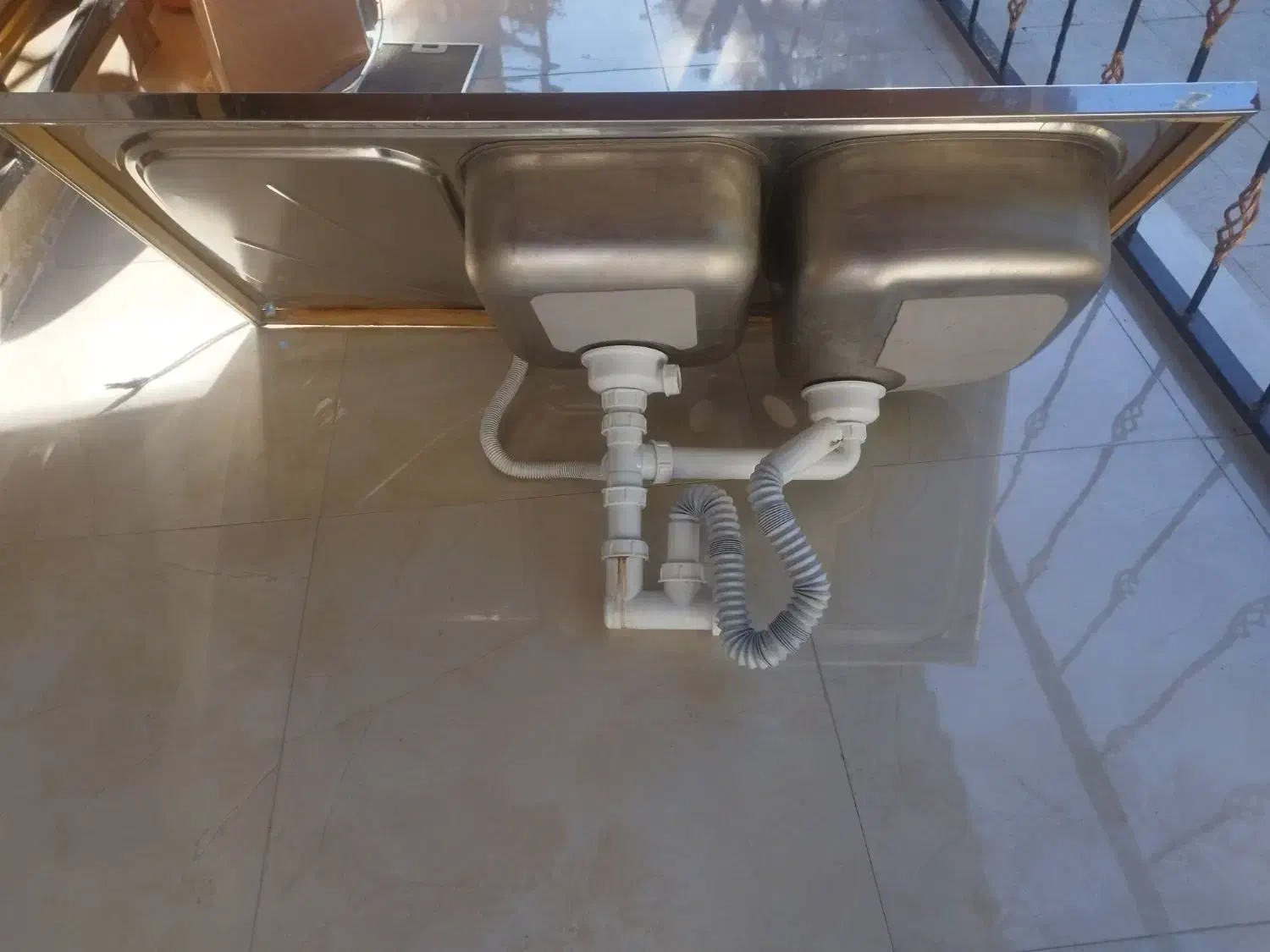 سینک استیل دوقلو|آب‌چکان و نظم‌دهنده ظروف|چمستان, |دیوار