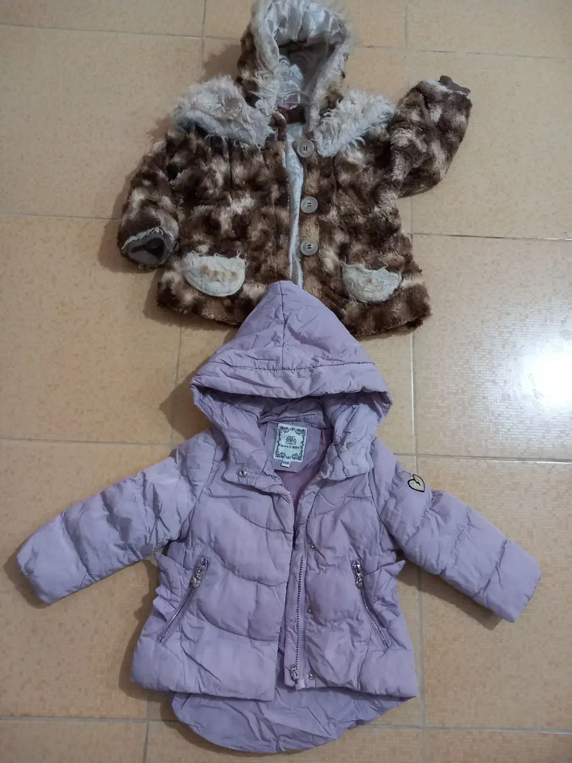 کاپشن وکلاه بچگانه تمیزوسالم|کفش و لباس بچه|ساوه, |دیوار