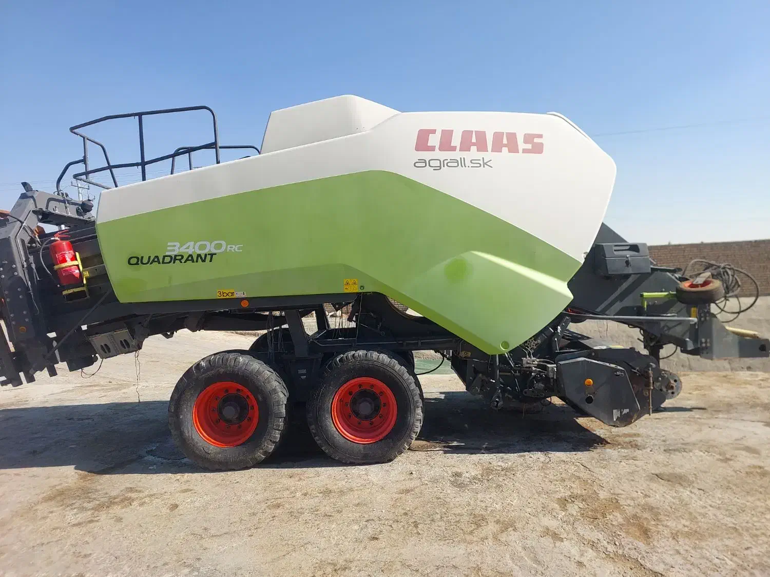 بیلر۳۴۰۰|خودرو سنگین|اصفهان, قهاب جنوبی|دیوار