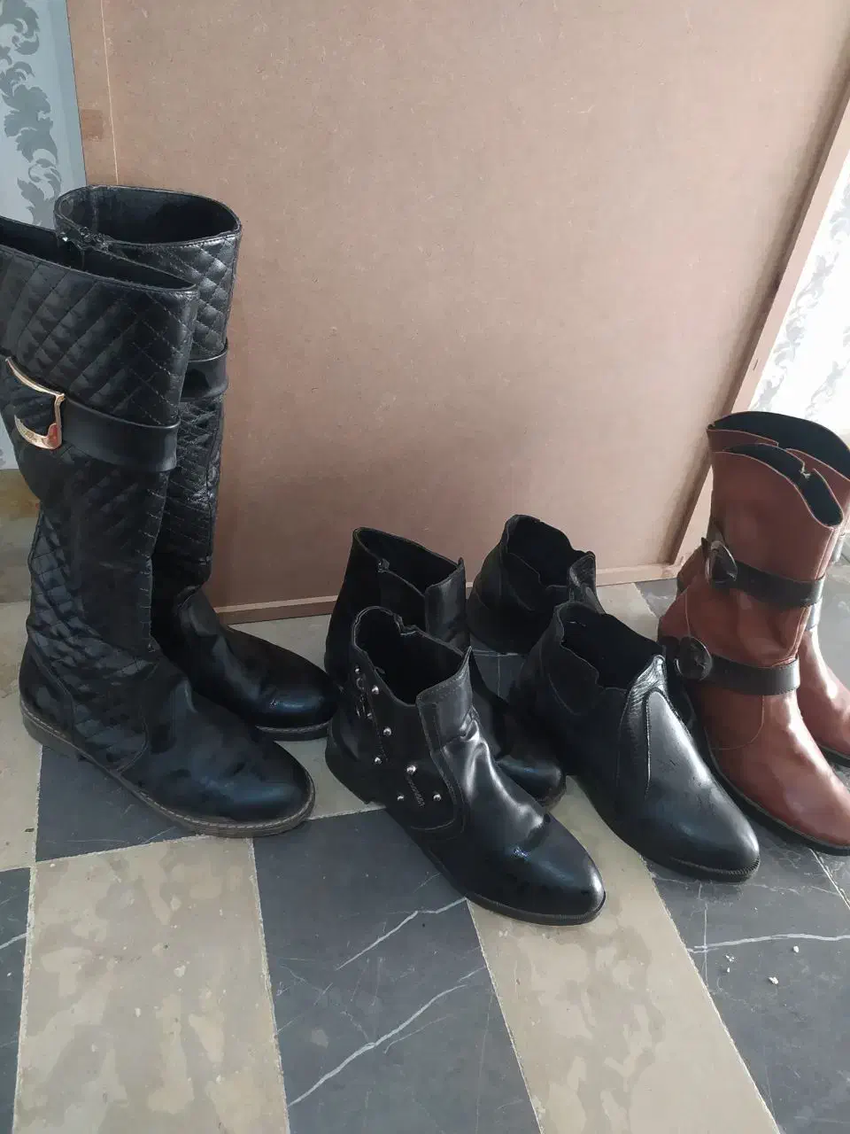 انواع مدل کفش در حد نو از سیصد تا پانصد|کیف، کفش، کمربند|قزوین, |دیوار