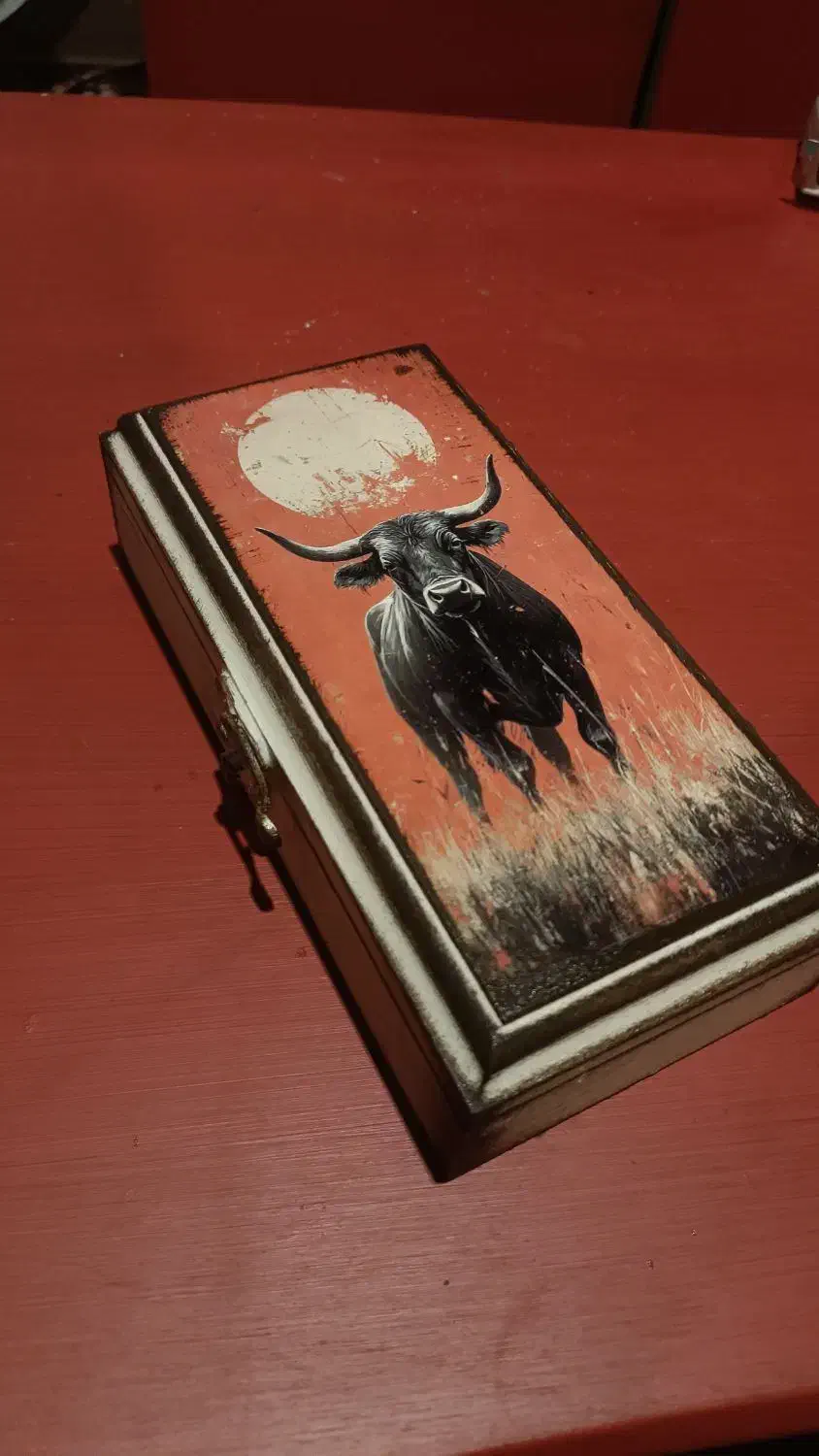 جعبه چوبی طرح کوهستان و گاو خوشبختی|صنایع دستی و سایر لوازم تزئینی|رشت, معلم|دیوار