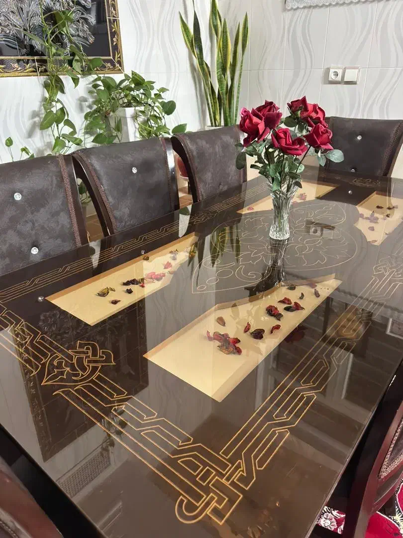 میز ناهار خوری ۸ نفره|میز و صندلی غذاخوری|زرقان, |دیوار