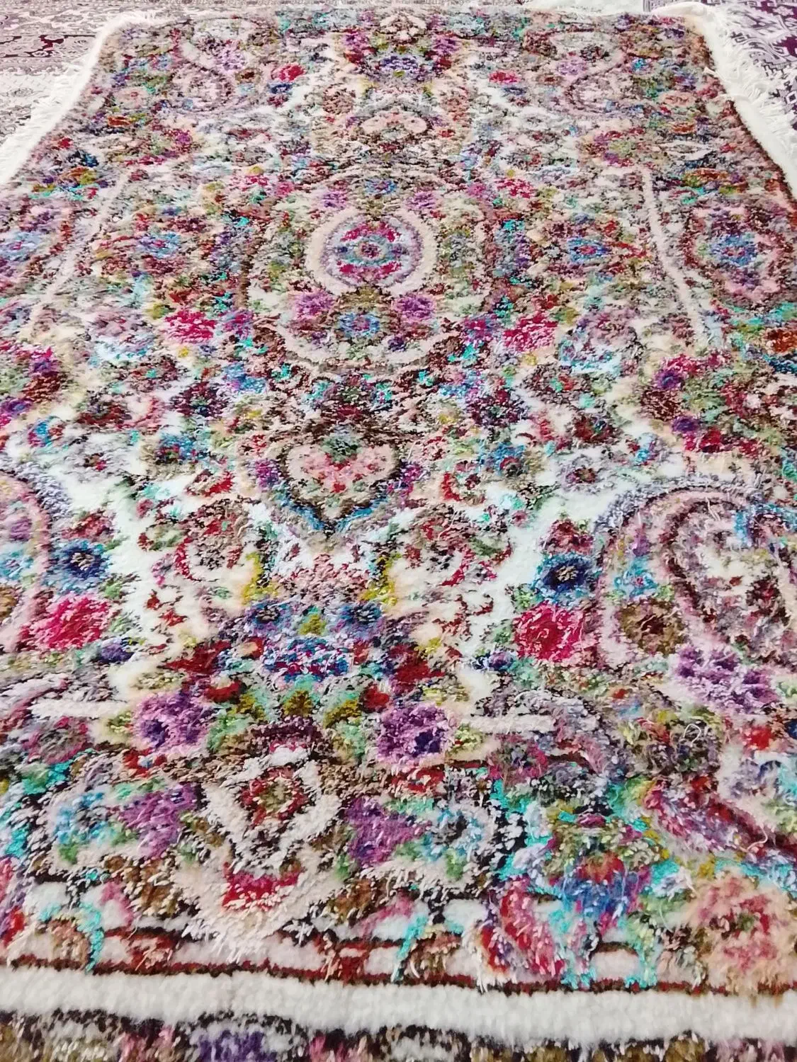 فرش زرنیم ابریشم|فرش|ارومیه, |دیوار