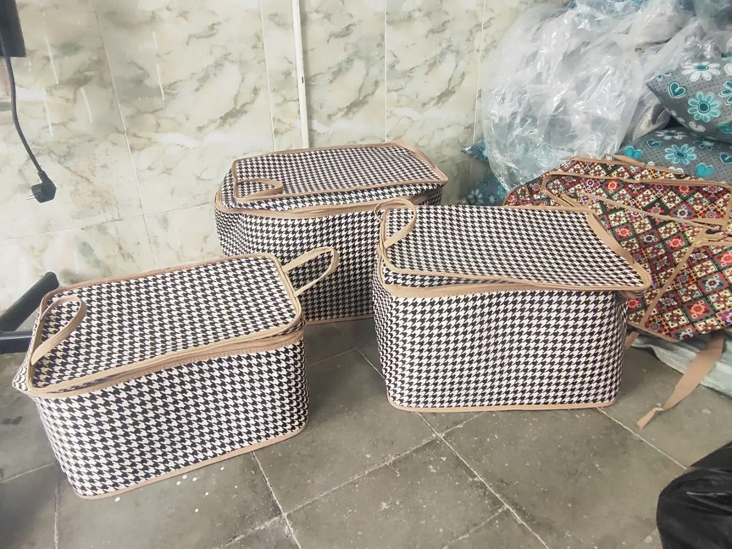 ساک لباسی|سفره، حوله، دستمال آشپزخانه|بیرجند, |دیوار