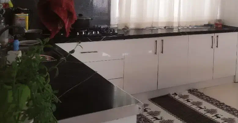 یک عدد گاز صفحه ای و سینک همراه باشیرآب|اجاق گاز و لوازم برقی پخت‌وپز|زبرخان, |دیوار