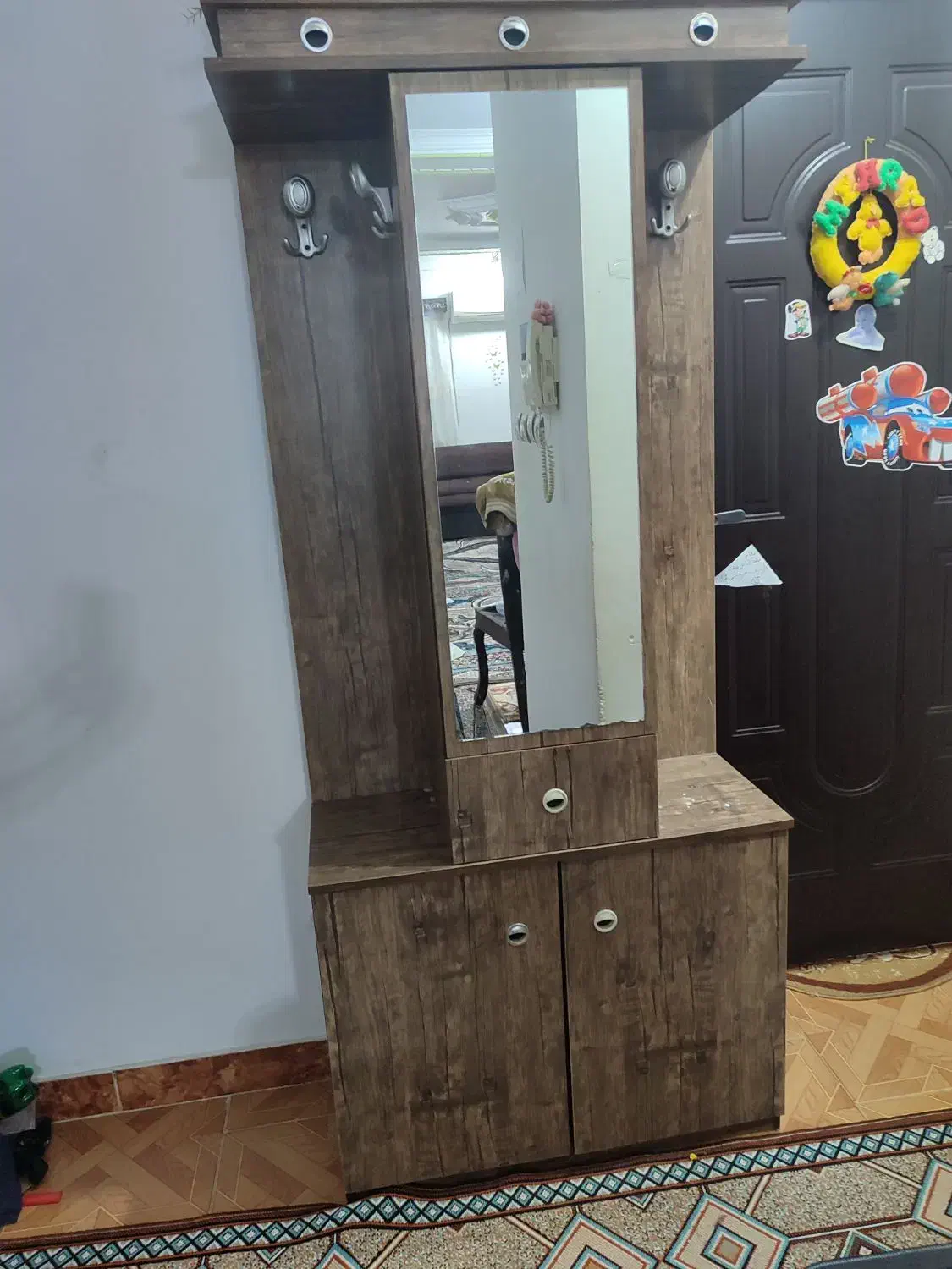 جا کفشی|جاکفشی، کمد، دراور|صومعه‌سرا, |دیوار