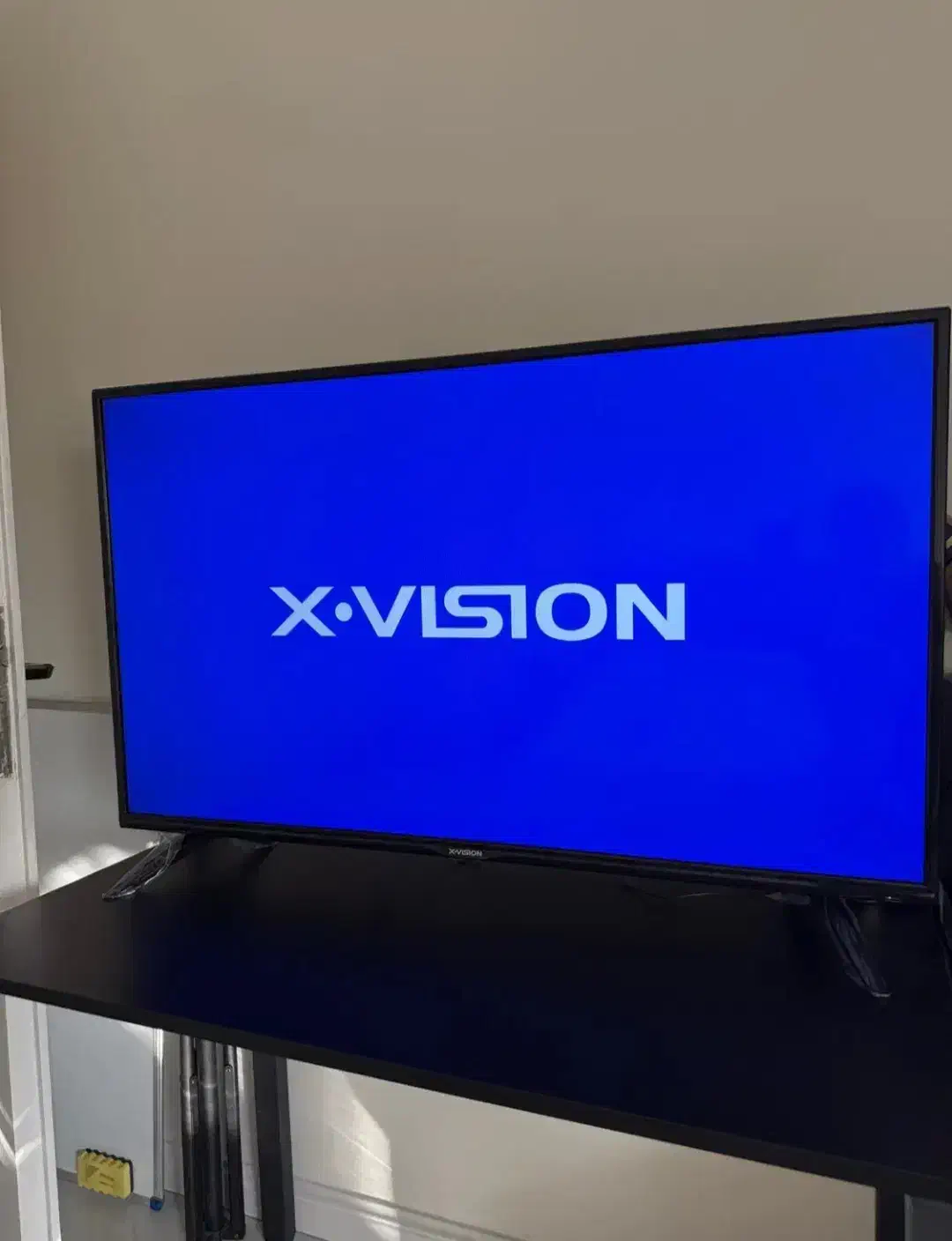 ال ای دی 43اینچ درحدنو فول HD|تلویزیون و پروژکتور|برخوار, |دیوار