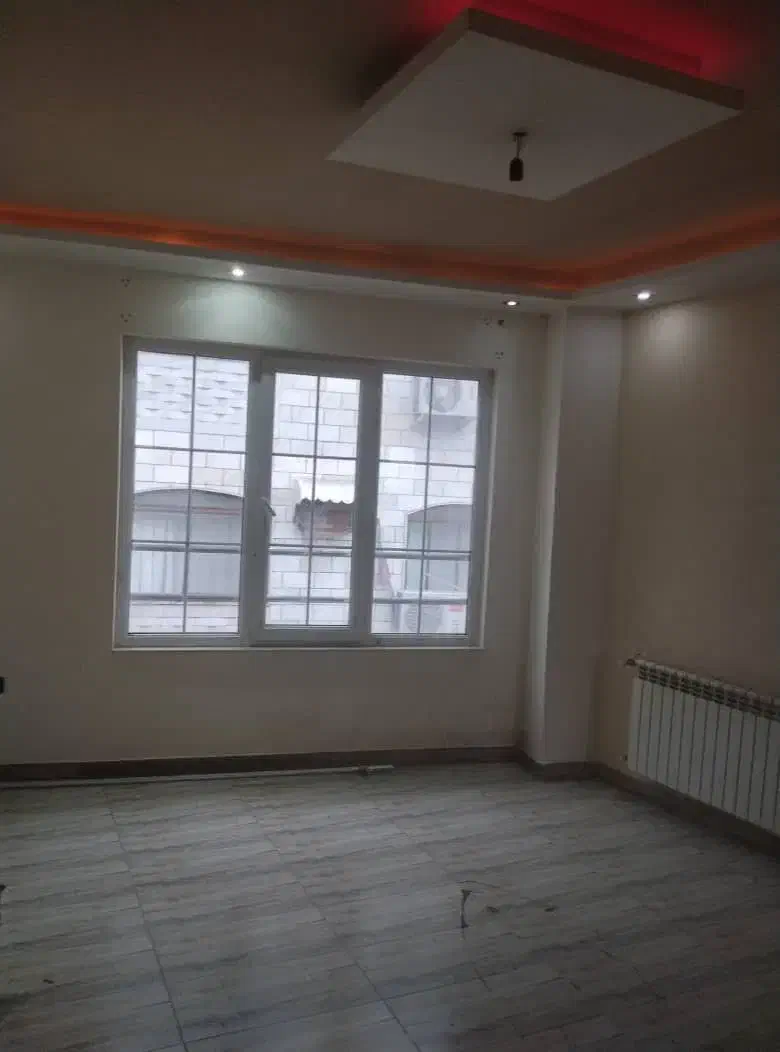 تجاری مسکونی تختی بر فاصله تا خیابان اصلی ۱۰ متر|اجارهٔ آپارتمان|رشت, سعدی (تختی)|دیوار