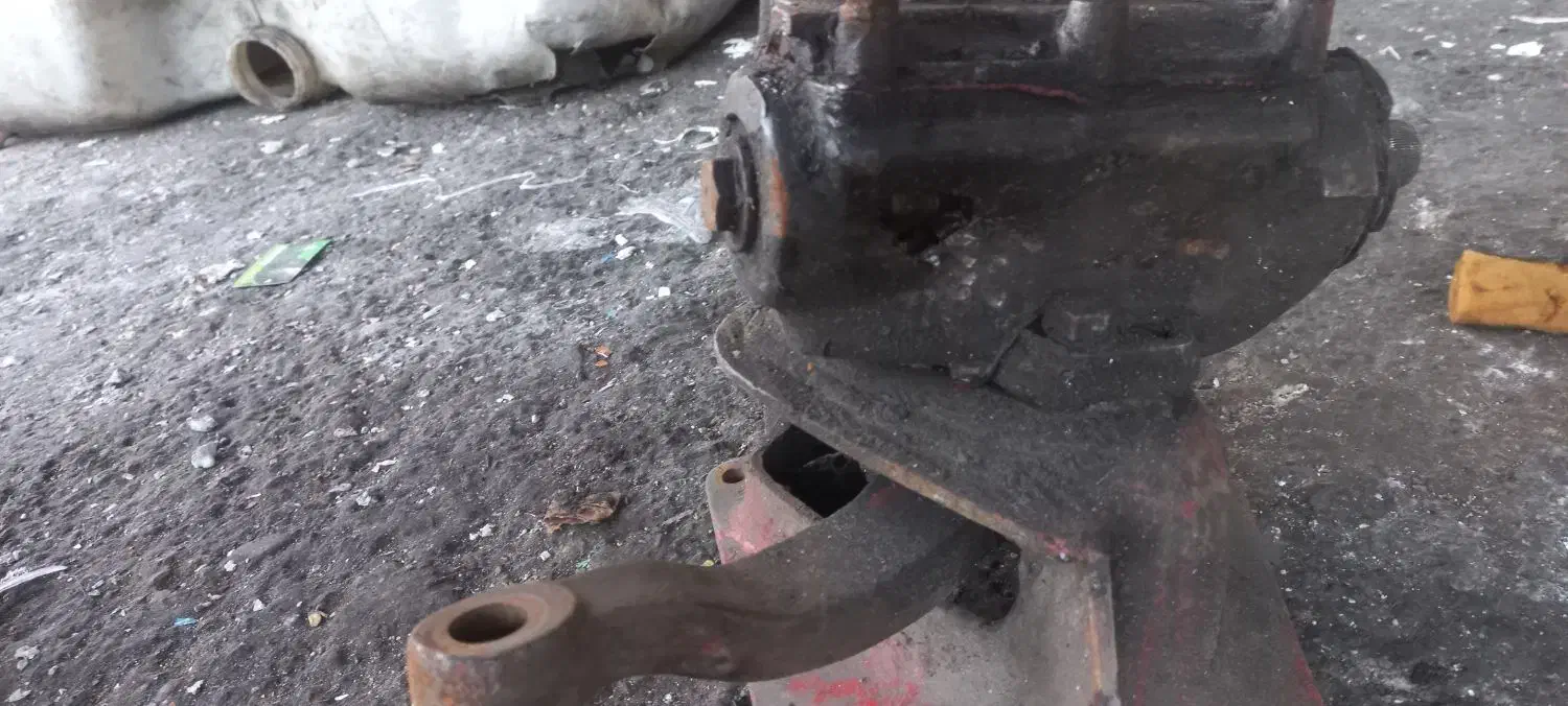 جعبه فرمون خاور|قطعات یدکی و لوازم جانبی|رشت, کوی جام جم|دیوار