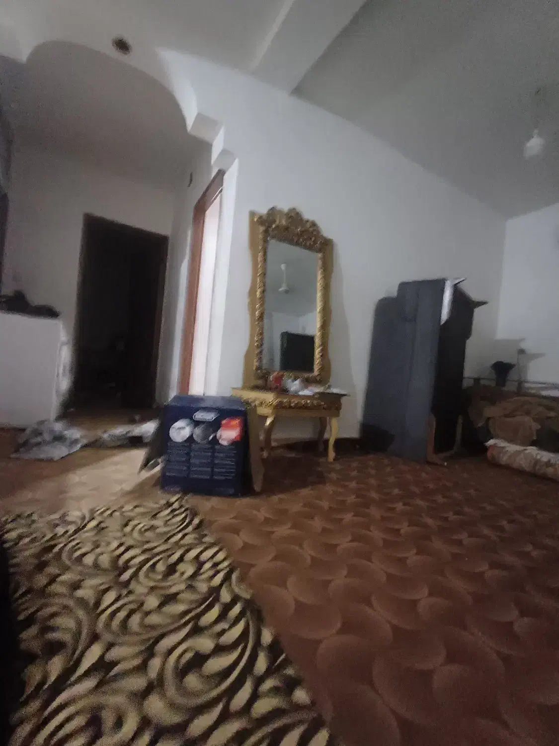 فرش ۱۲ متری.با چند تا جیز. دیگ|فرش|بهبهان, |دیوار