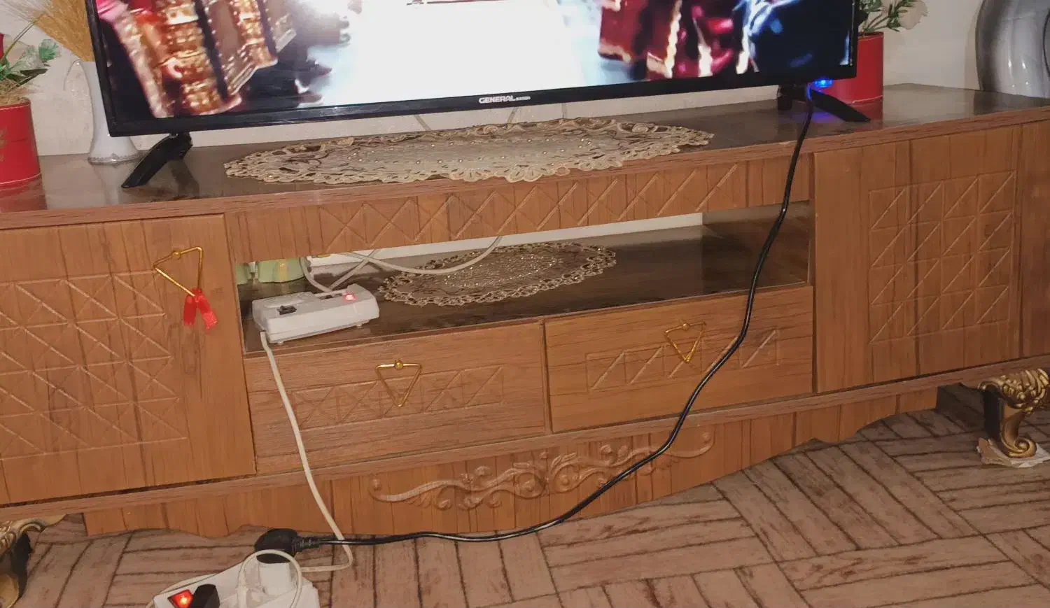 کمد تلویزیون|میز تلویزیون|هریس, |دیوار