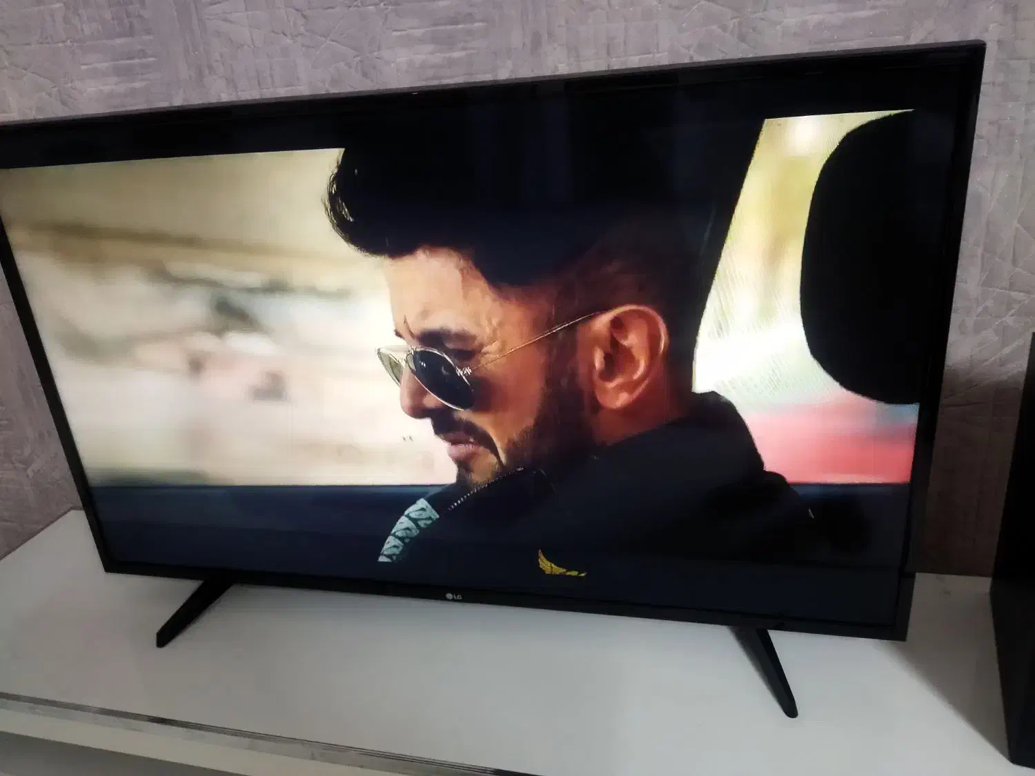 تلویزیون ال جی 49|تلویزیون و پروژکتور|اسلام‌شهر, شهرک سعیدیه|دیوار