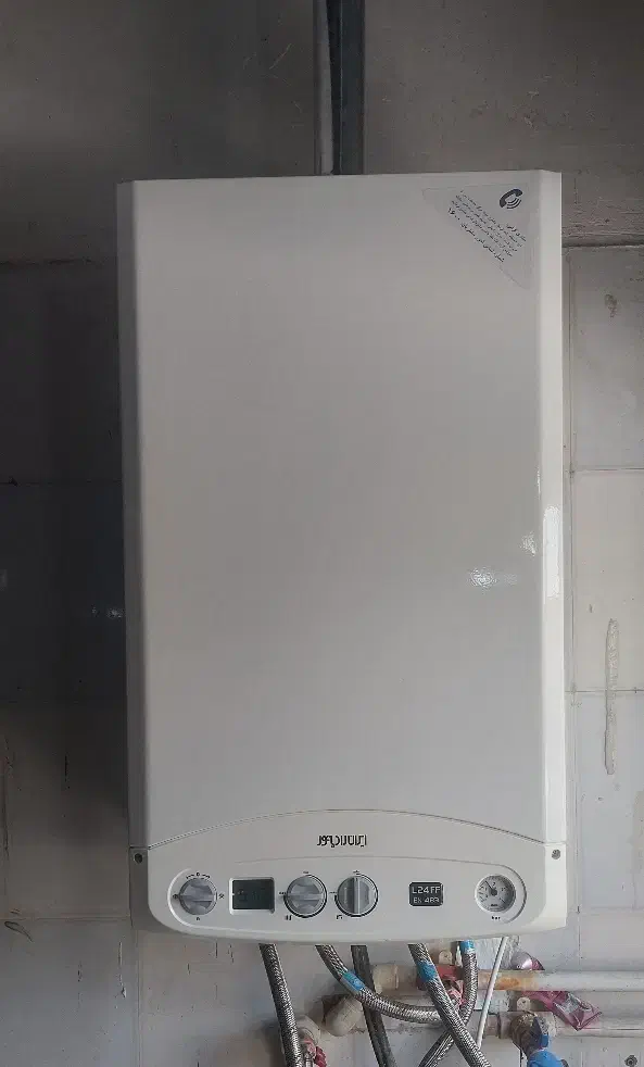 تعمیرات آب گرم کن برقی و پکیج رادیاتور|خدمات پیشه و مهارت|میبد, |دیوار