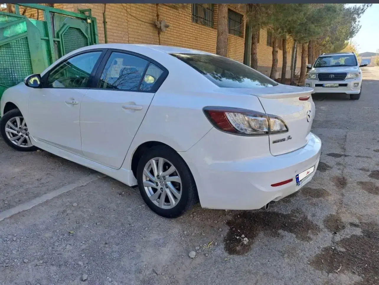 مزدا ۳ نیو مدل ۹۸|خودرو سواری و وانت|کرج, محمد آباد|دیوار