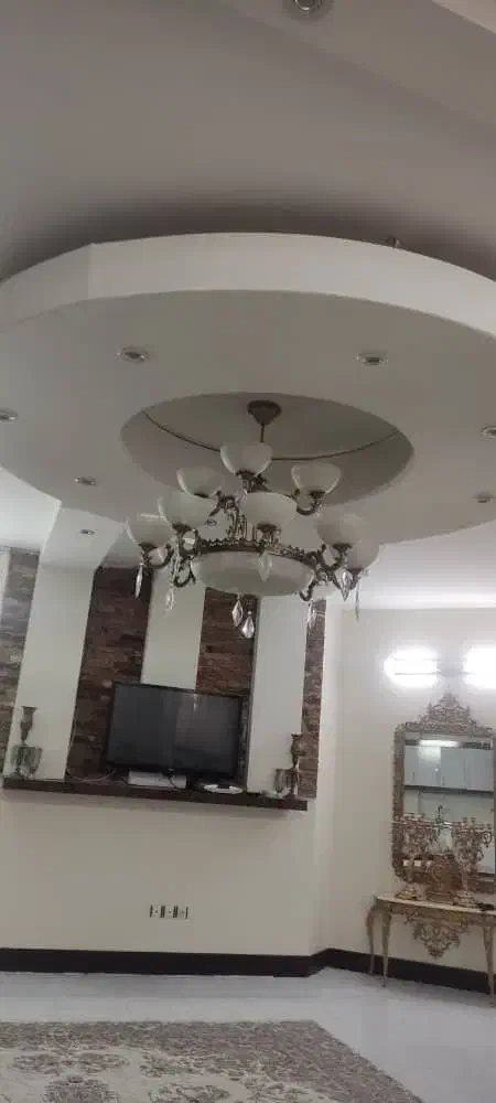 لوستر 3 عدد با یک عدد دیوارکوب|لوستر و چراغ آویز|اصفهان, رحیمآباد|دیوار