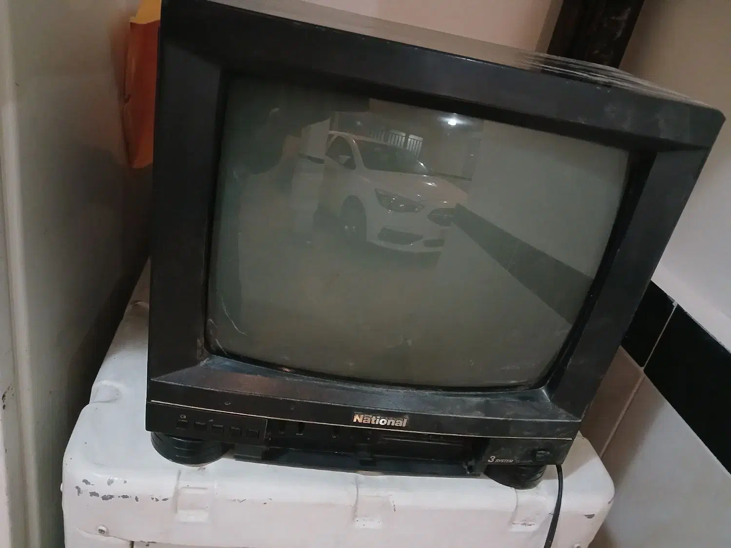 تلویزیون|تلویزیون و پروژکتور|همدان, |دیوار