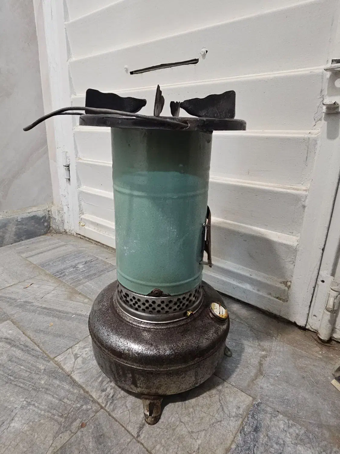 چراغ نفتی عالی نسب|بخاری، هیتر، شومینه|همدان, |دیوار