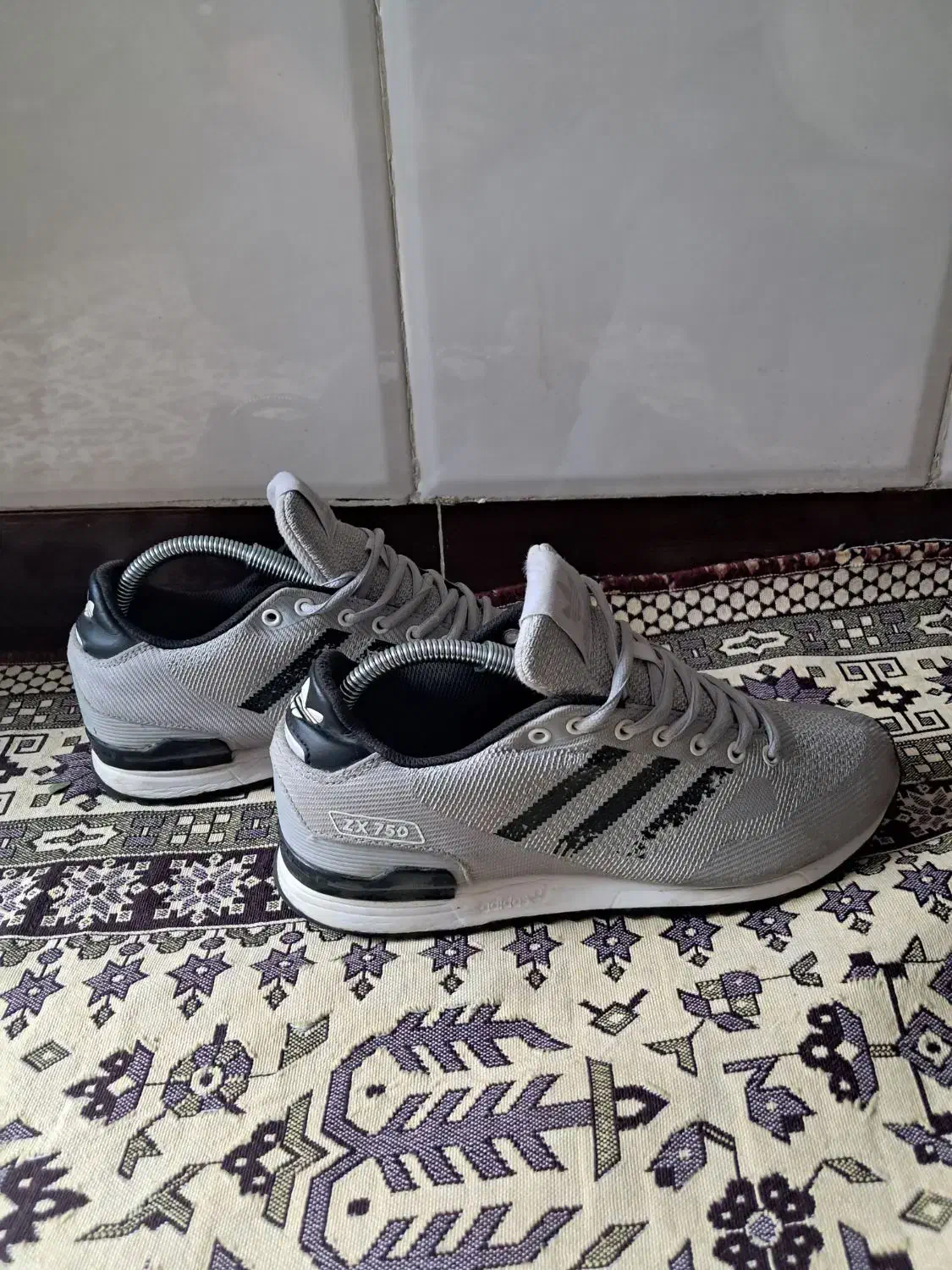 کتونی zx750 اورجینال درحد اکبند سایز۴۱.۵|کیف، کفش، کمربند|تهران, میدان میوه و تره‌بار مرکزی|دیوار