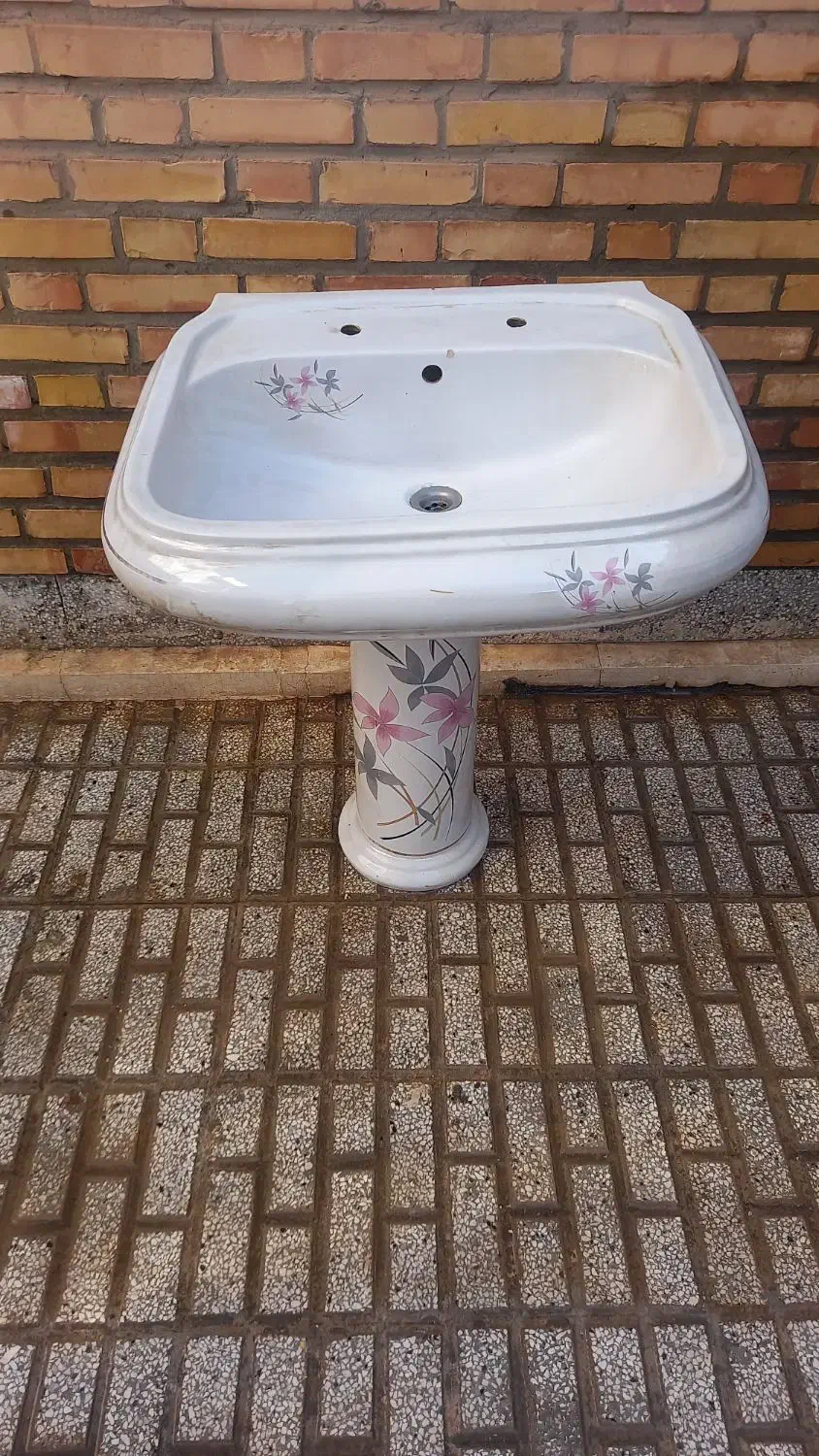 روشویی|لوازم سرویس بهداشتی|تربت‌حیدریه, قائم|دیوار