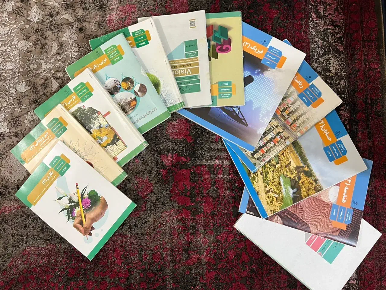 کتاب های درسی سال دوازدهم رشته ریاضی و فیزیک|کتاب و مجله آموزشی|قم, باجک یک|دیوار