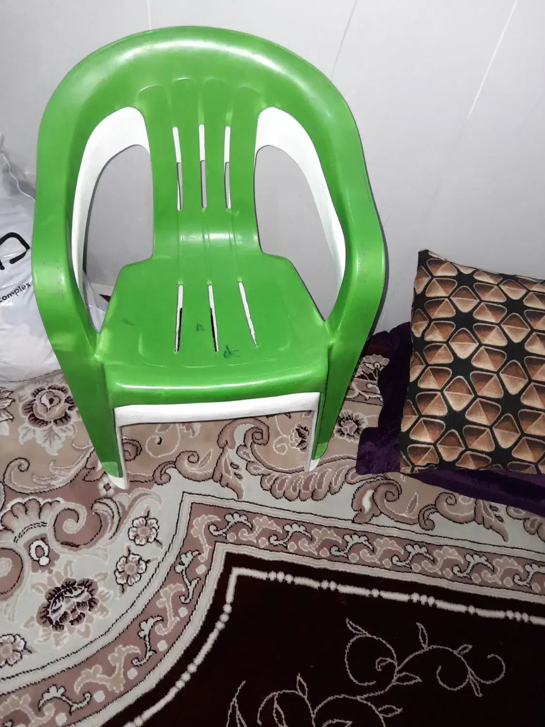 صندلی بچه قیمت ۴۰۰|تخت و صندلی بچه|شوشتر, |دیوار