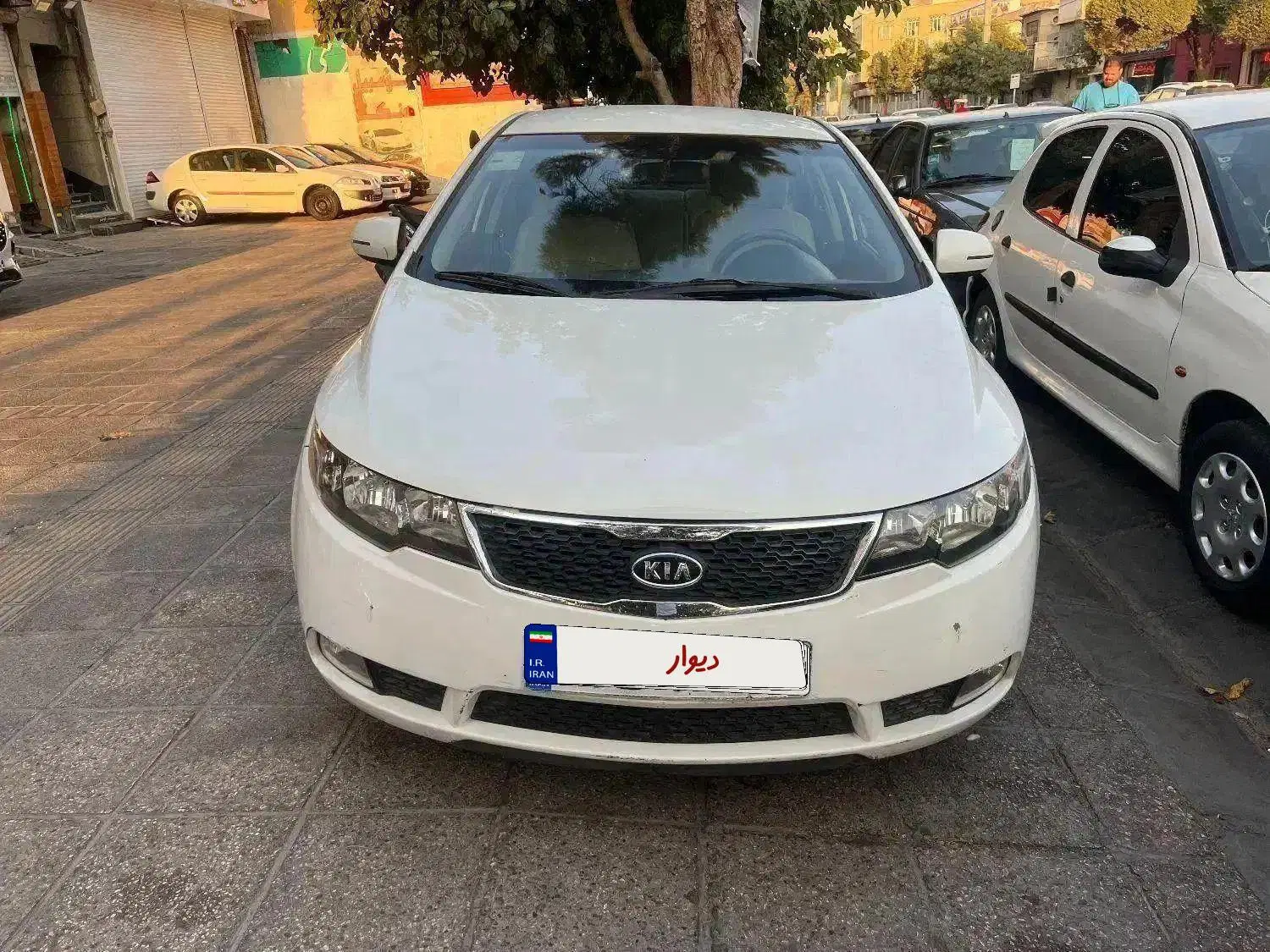 سراتو مدل ۱۳۹۵ موتور ۲۰۰۰ دنده اتومات|خودرو سواری و وانت|شیراز, اصلاحنژاد|دیوار