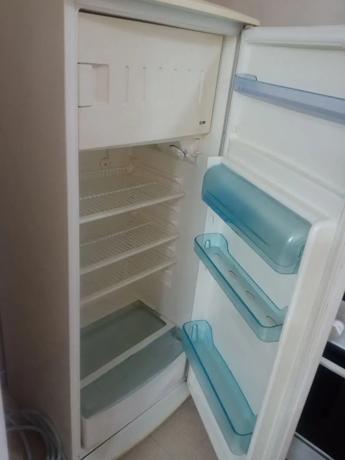 یخچال ۱۴ فوت فیلور|یخچال و فریزر|گلبهار, شهر جدید گلبهار|دیوار