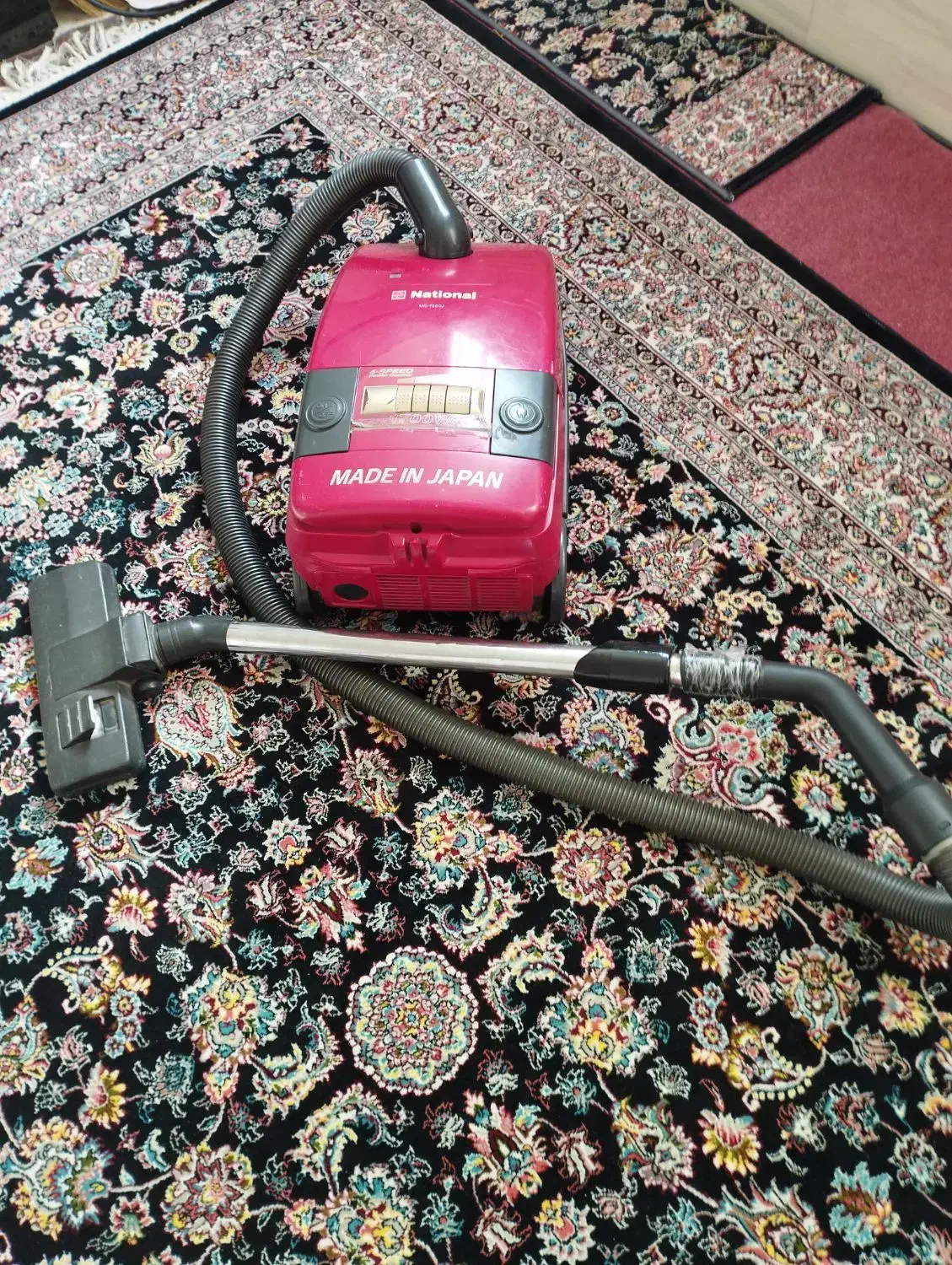 جاروبرقی سالم|جاروبرقی، جارو شارژی، بخارشو|اندیشه, اندیشه فاز ۱|دیوار