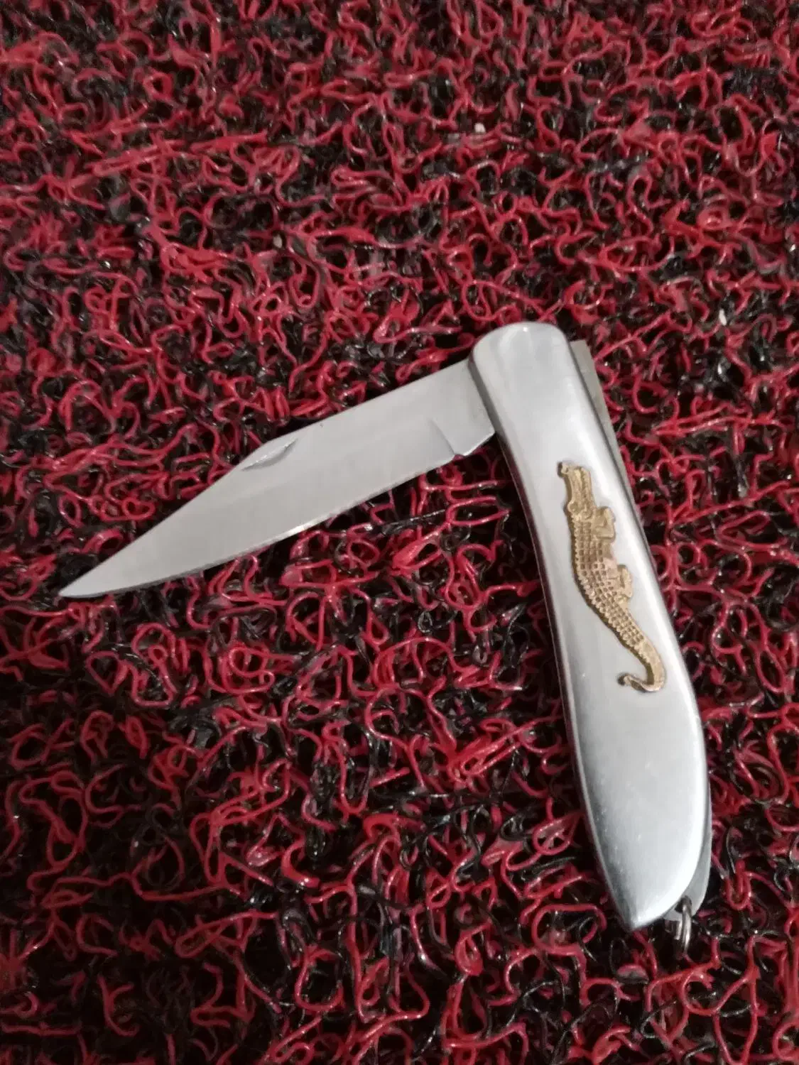 چاقو فروشی|کلکسیون اشیاء عتیقه|ابهر, |دیوار