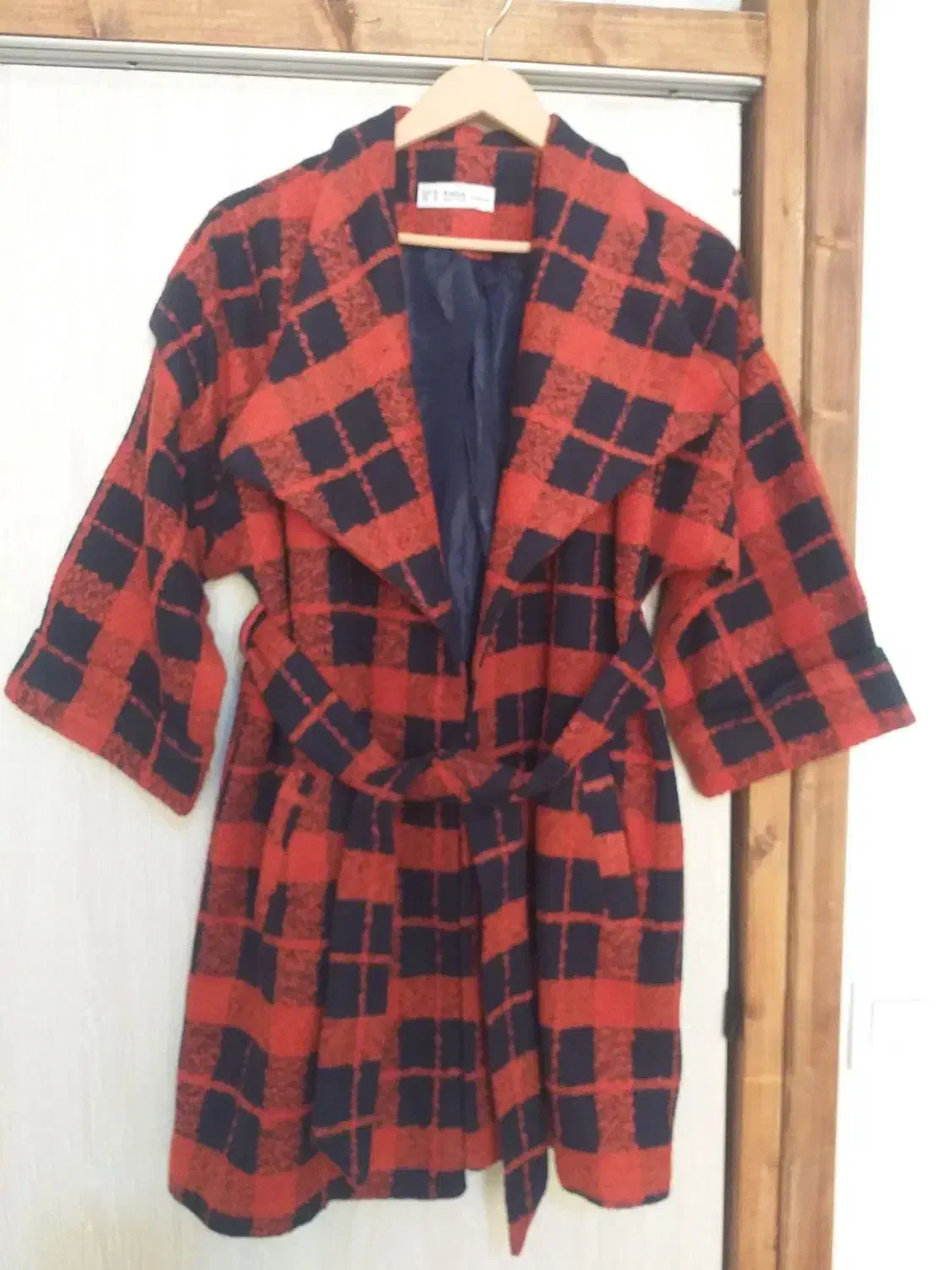 پالتو نو نو|لباس|هشتگرد, فاز ۲ مهستان|دیوار