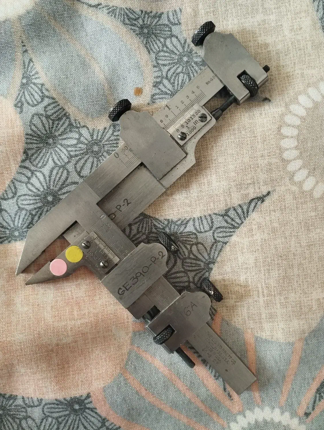 کولیس چرخ دنده|ابزارآلات|گلبهار, شهر جدید گلبهار|دیوار